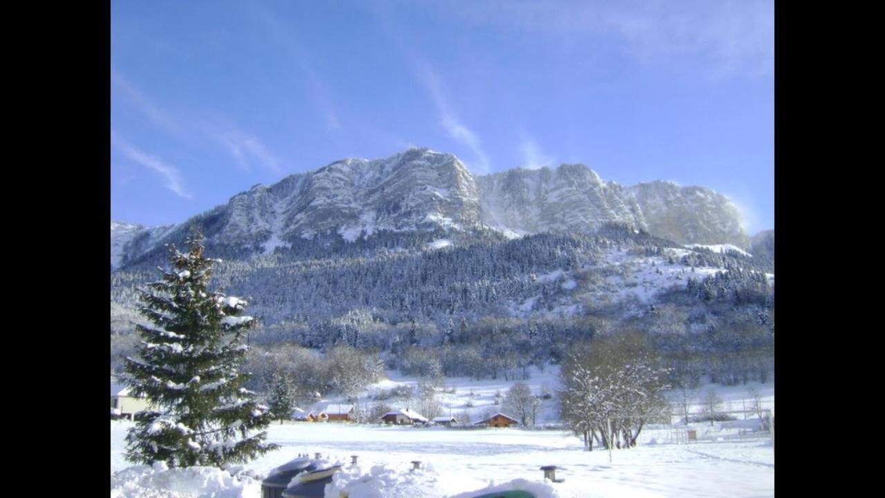 Votre Studio Balneo Bien-Etre A La Montagne Thollon-les-Memises Ngoại thất bức ảnh